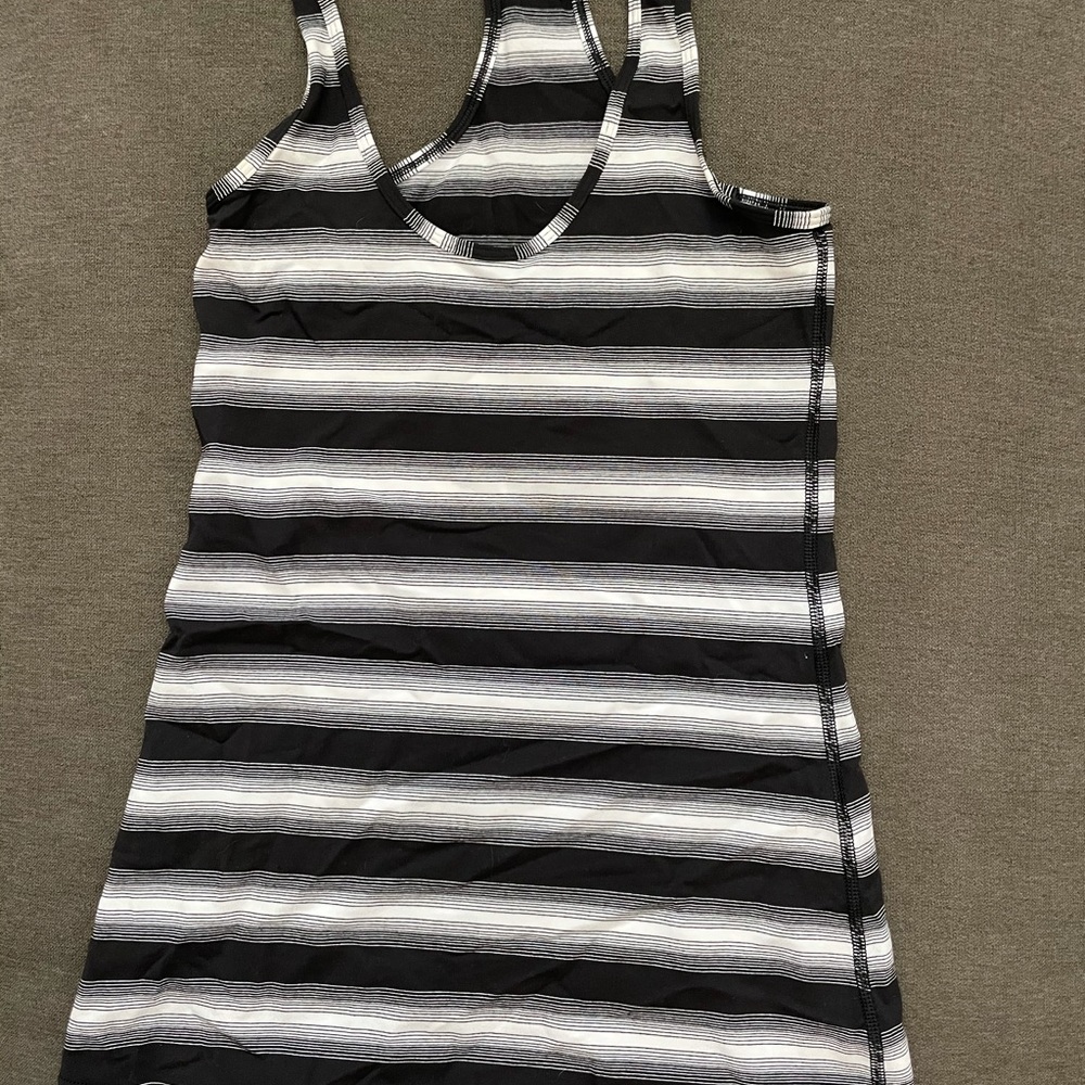 Lululemon Cool Racerback Tank (Sz 4)